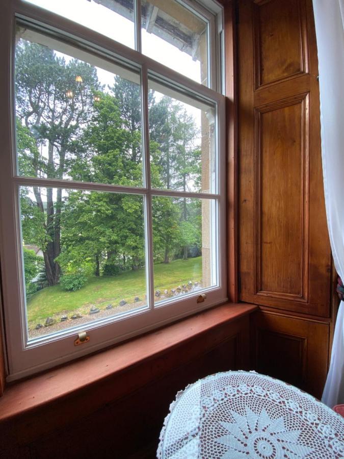 Columba House Hotel Кингъси Екстериор снимка