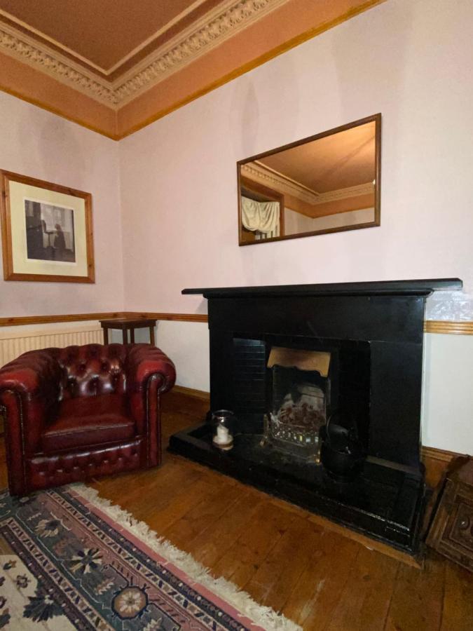 Columba House Hotel Кингъси Екстериор снимка