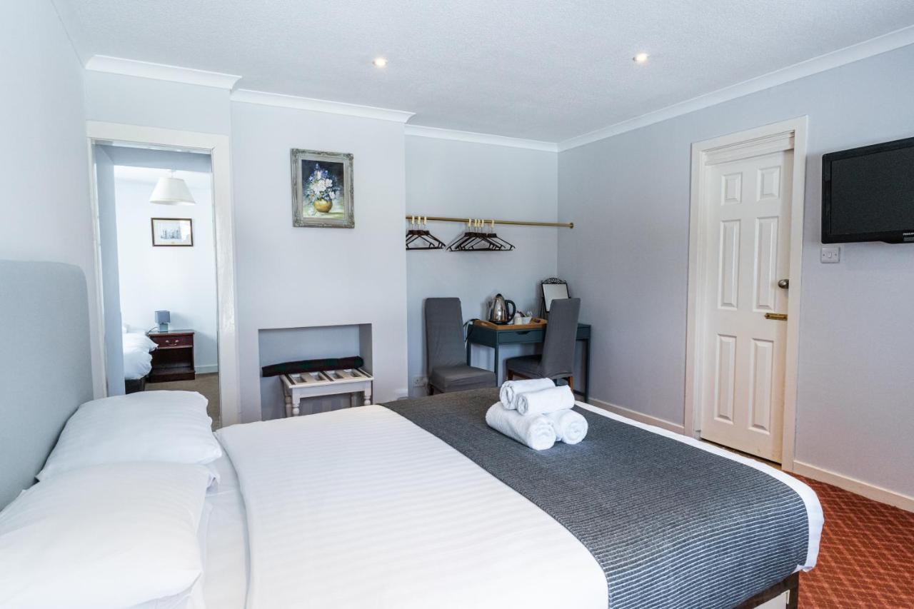Columba House Hotel Кингъси Екстериор снимка