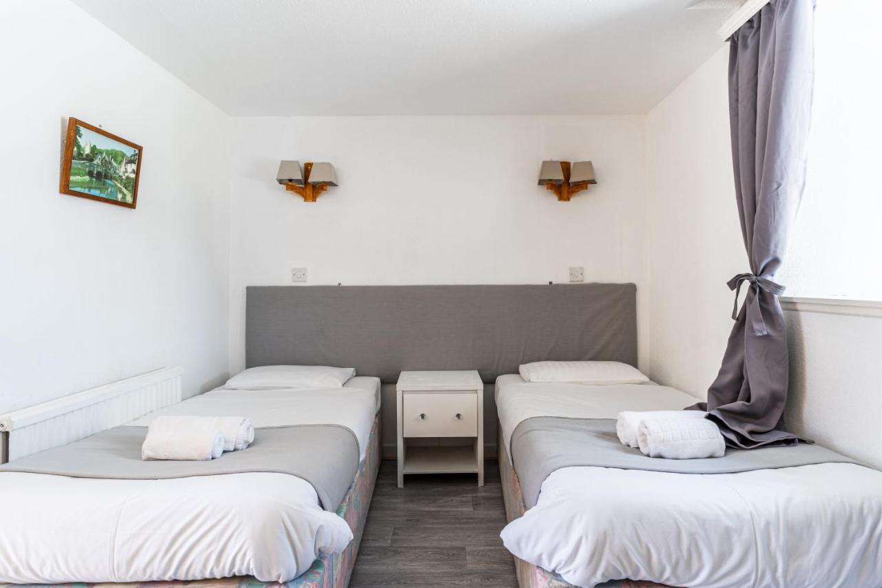 Columba House Hotel Кингъси Екстериор снимка