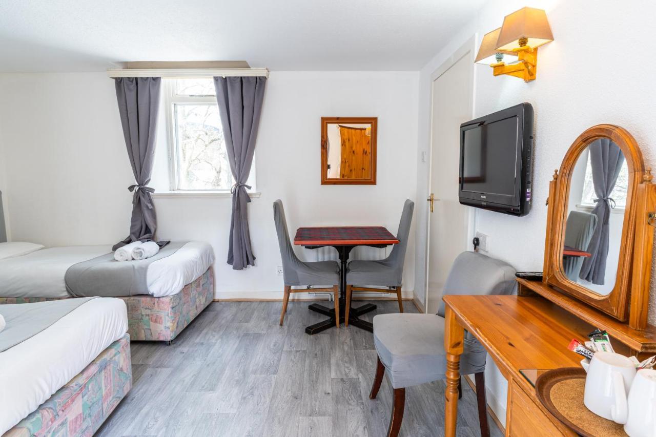 Columba House Hotel Кингъси Екстериор снимка