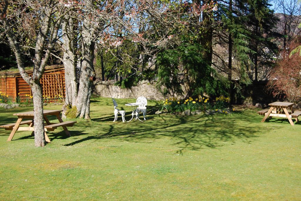 Columba House Hotel Кингъси Екстериор снимка
