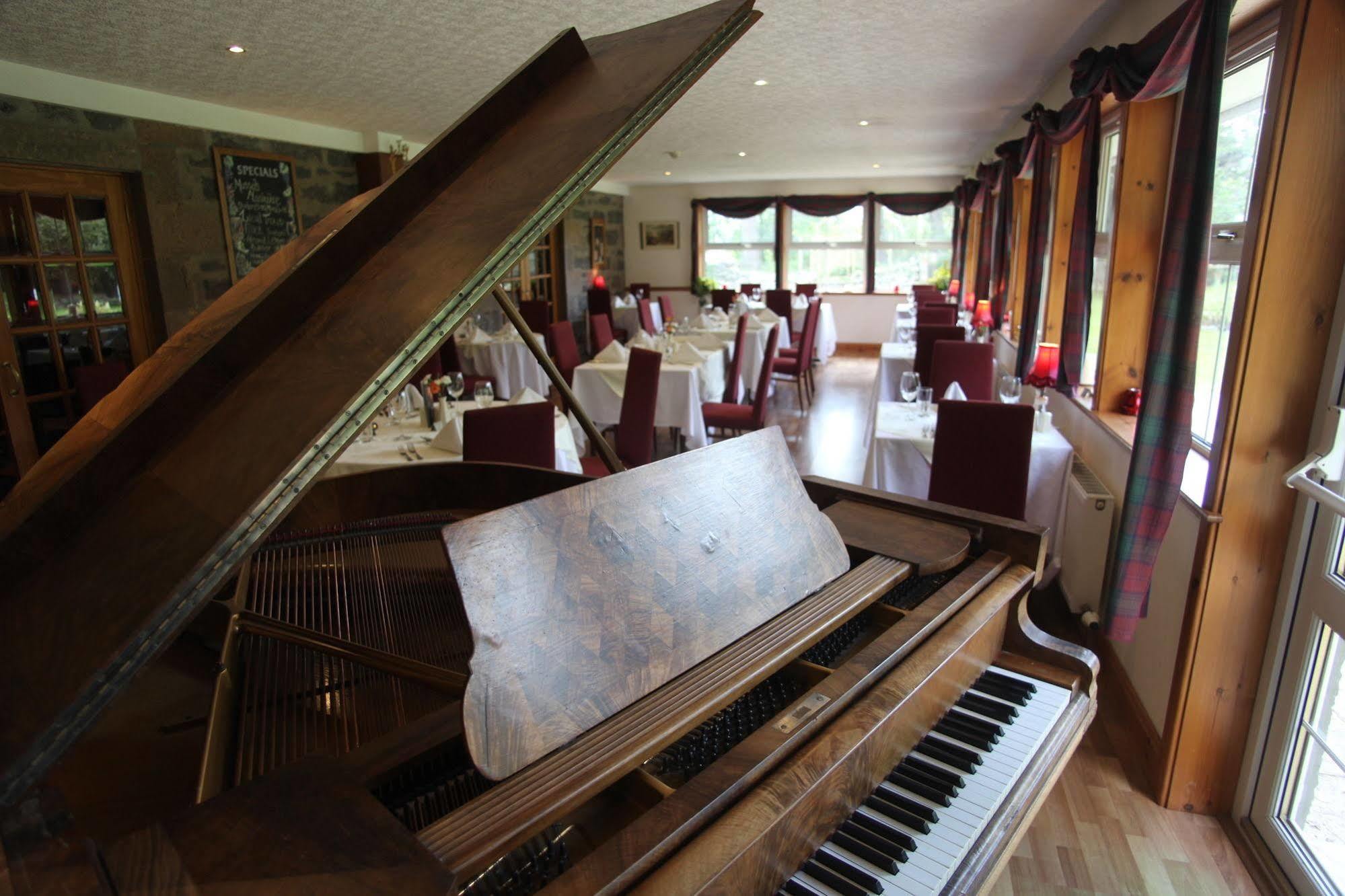 Columba House Hotel Кингъси Екстериор снимка
